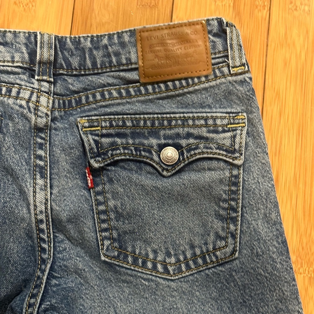 LEVIS NOUGHTIES BOOTCUT (maybe petite)